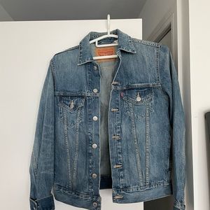 Levi’s men’s Jean Jacket